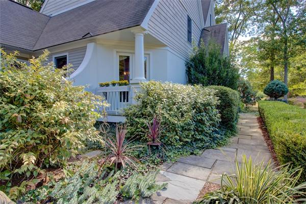 8 Great Meadow Road Holliston, MA 01746 - Photo 3 of 30