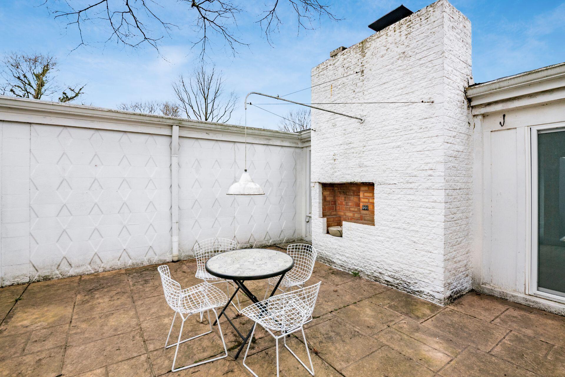 2177 Oakmount Road Columbus, OH 43221 - Photo 24 of 34 077_a0d15_L 2177 Oakmount 025