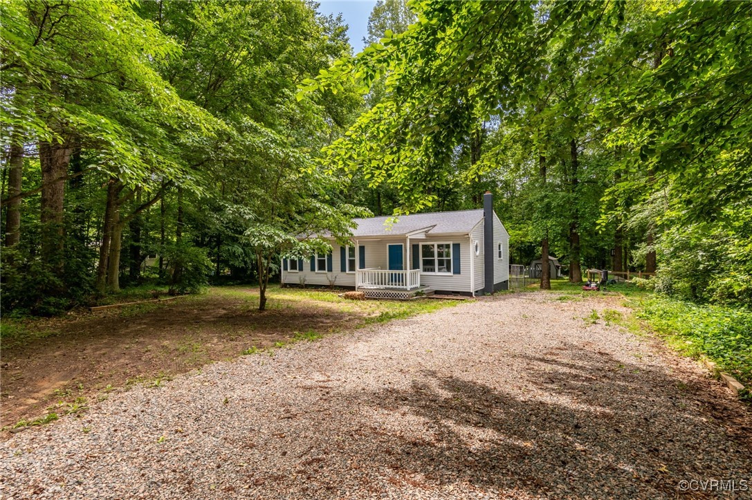6705 Clark Road Powhatan, VA 23139 - Photo 3 of 19 Gallery Image 3