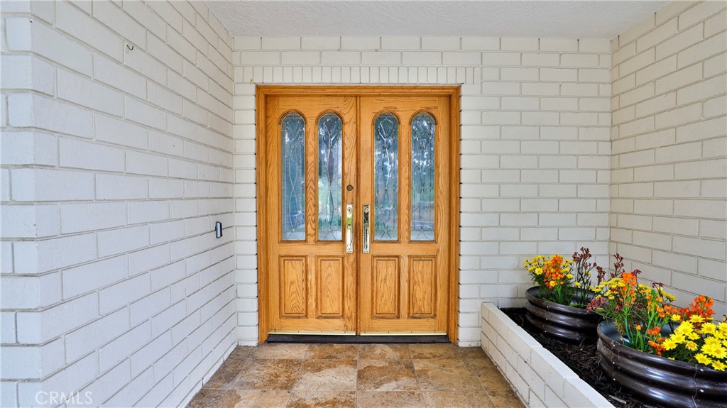 12698 La Solana Drive Redlands, CA 92373 - Photo 4 of 65