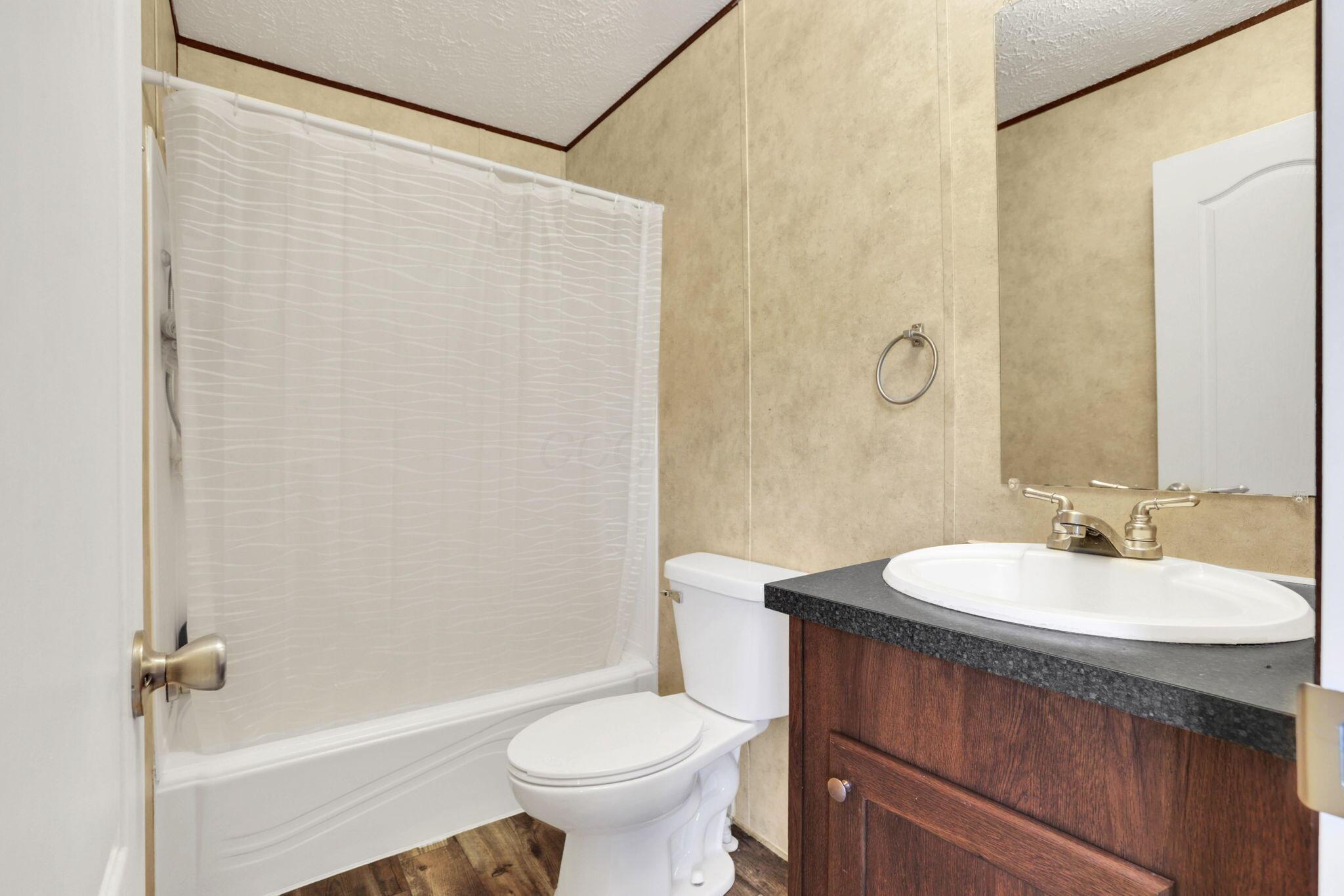 16451 Cox Road Logan, OH 43138 - Photo 16 of 48 39-web-or-mls-LO5A9322