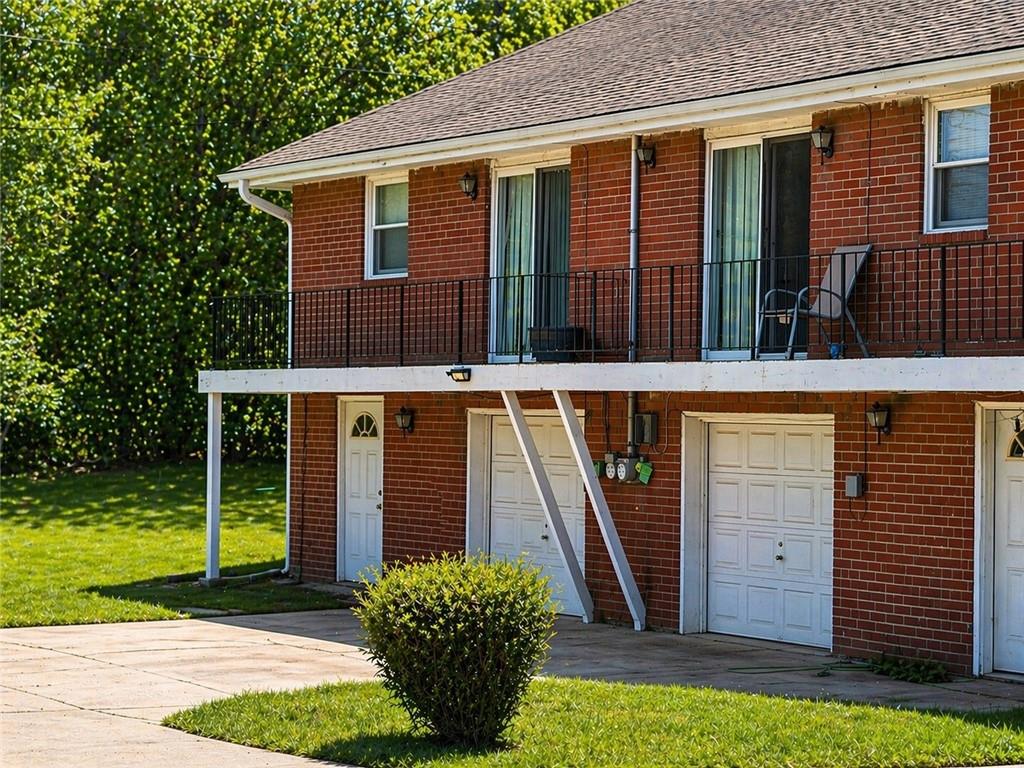 904 Southeast 3rd Terrace Lee's Summit, MO 64063 - Photo 6 of 7