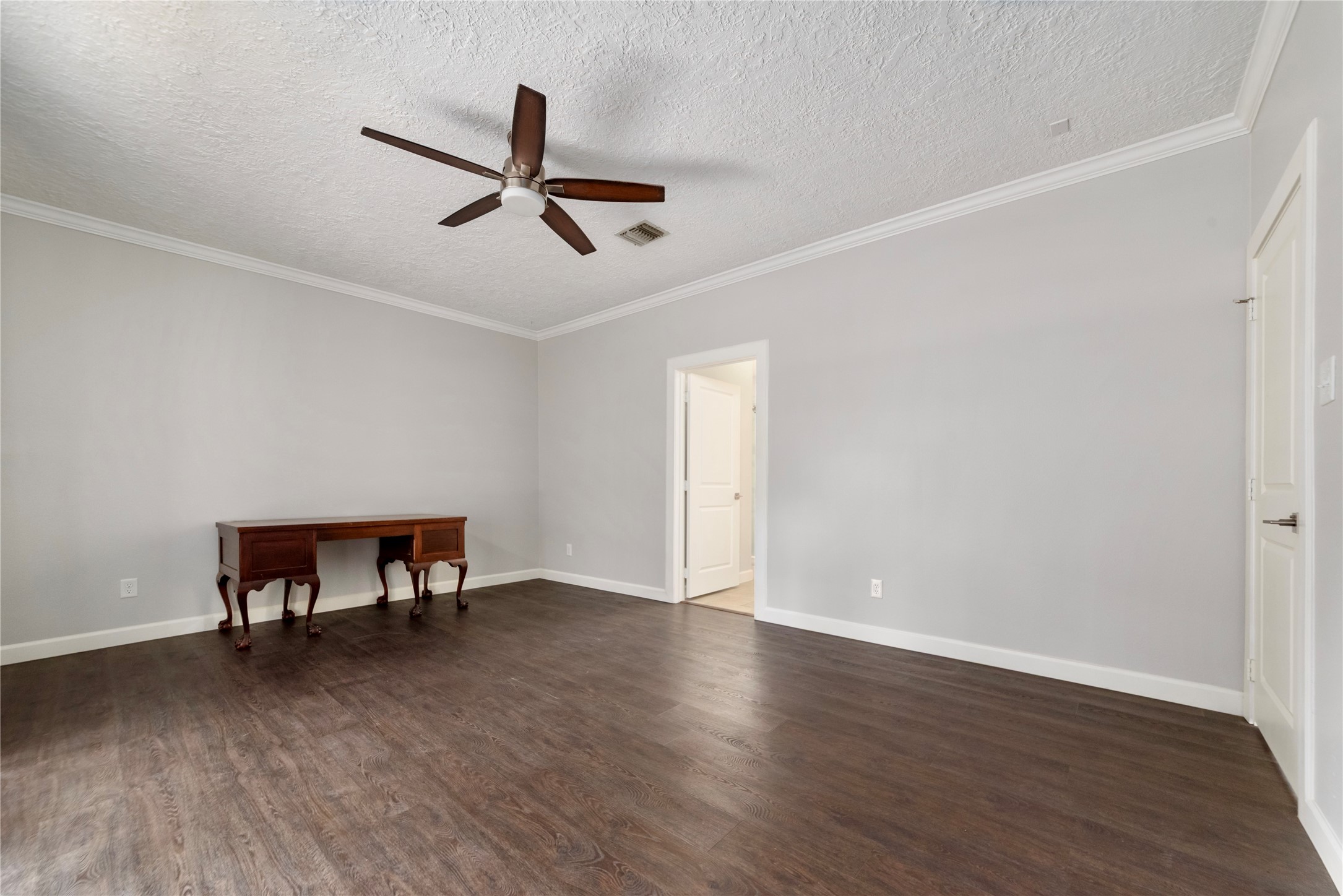3206 Laurel Point Court Houston, TX 77339 - Photo 14 of 25