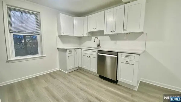$2,000 | 250 Chase Avenue, Unit 2, Lyndhurst, NJ 07071