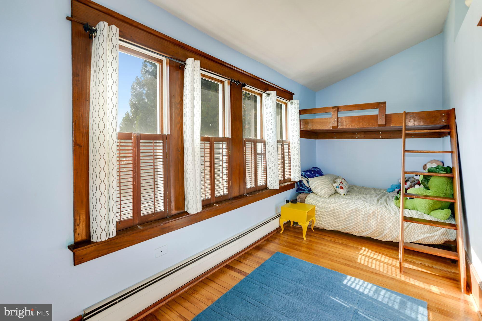 7921 Tire Swing Road Dunn Loring, VA 22027 - Photo 41 of 54 3rd bedroom with built-in bunk bed