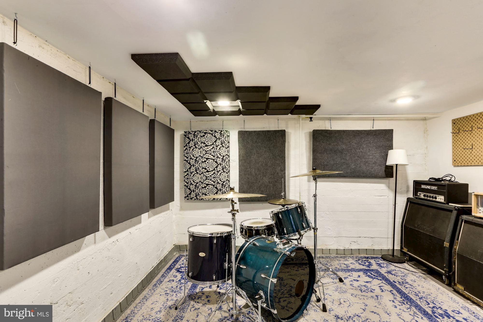 7921 Tire Swing Road Dunn Loring, VA 22027 - Photo 48 of 54