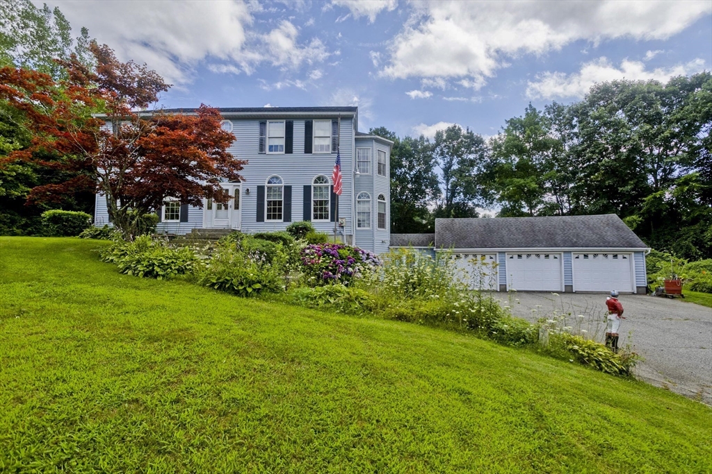 245 Monson Road Wilbraham, MA 01095 - Photo 3 of 40