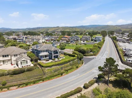 $4,350,000 | 103 Spyglass Lane, Half Moon Bay, CA 94019
