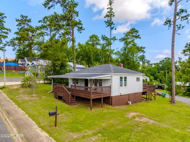 $138,000 | 961 Morgan Avenue, Chattahoochee, FL 32324