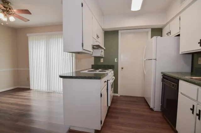 $1,500 | 105 Sandlewood Drive, Summerville, SC 29483