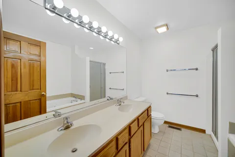 $3,300 | 4782 Amber Circle, Hoffman Estates, IL 60192