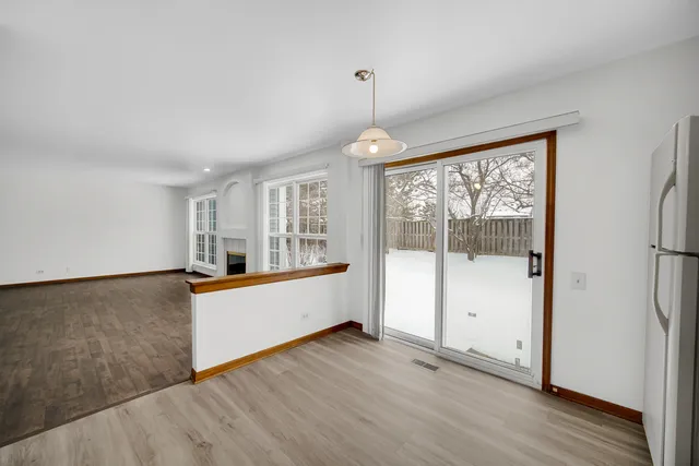 $3,300 | 4782 Amber Circle, Hoffman Estates, IL 60192