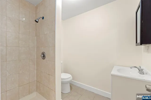 $449,000 | 162 Columbia Avenue, Newark, NJ 07106