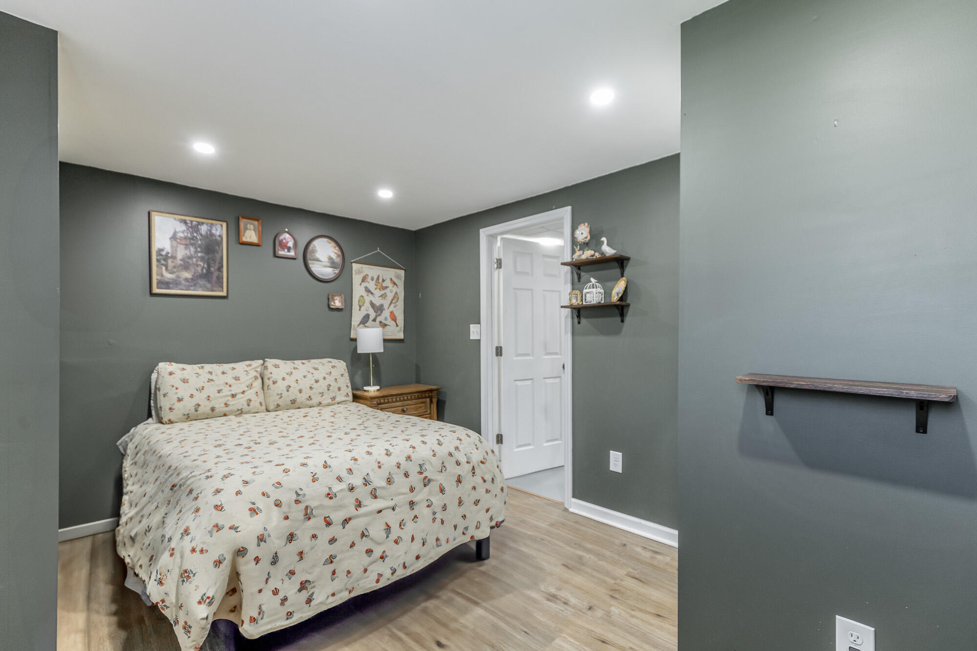 2410 Sunset Strip Street Hixson, TN 37343 - Photo 53 of 71 2410 Sunset Strip Street HD-47