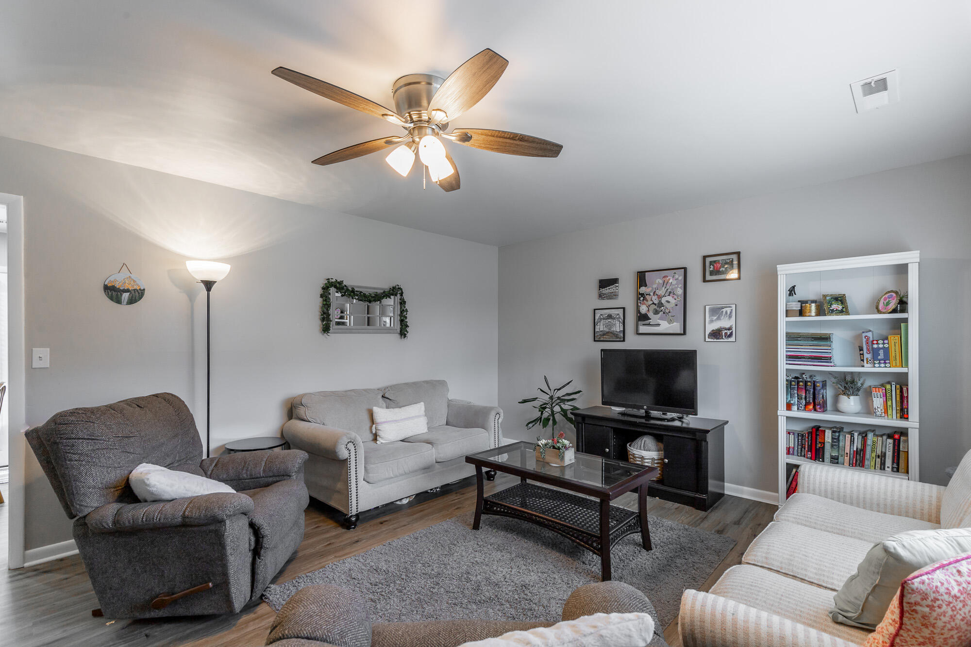 2410 Sunset Strip Street Hixson, TN 37343 - Photo 8 of 71 2410 Sunset Strip Street HD-2