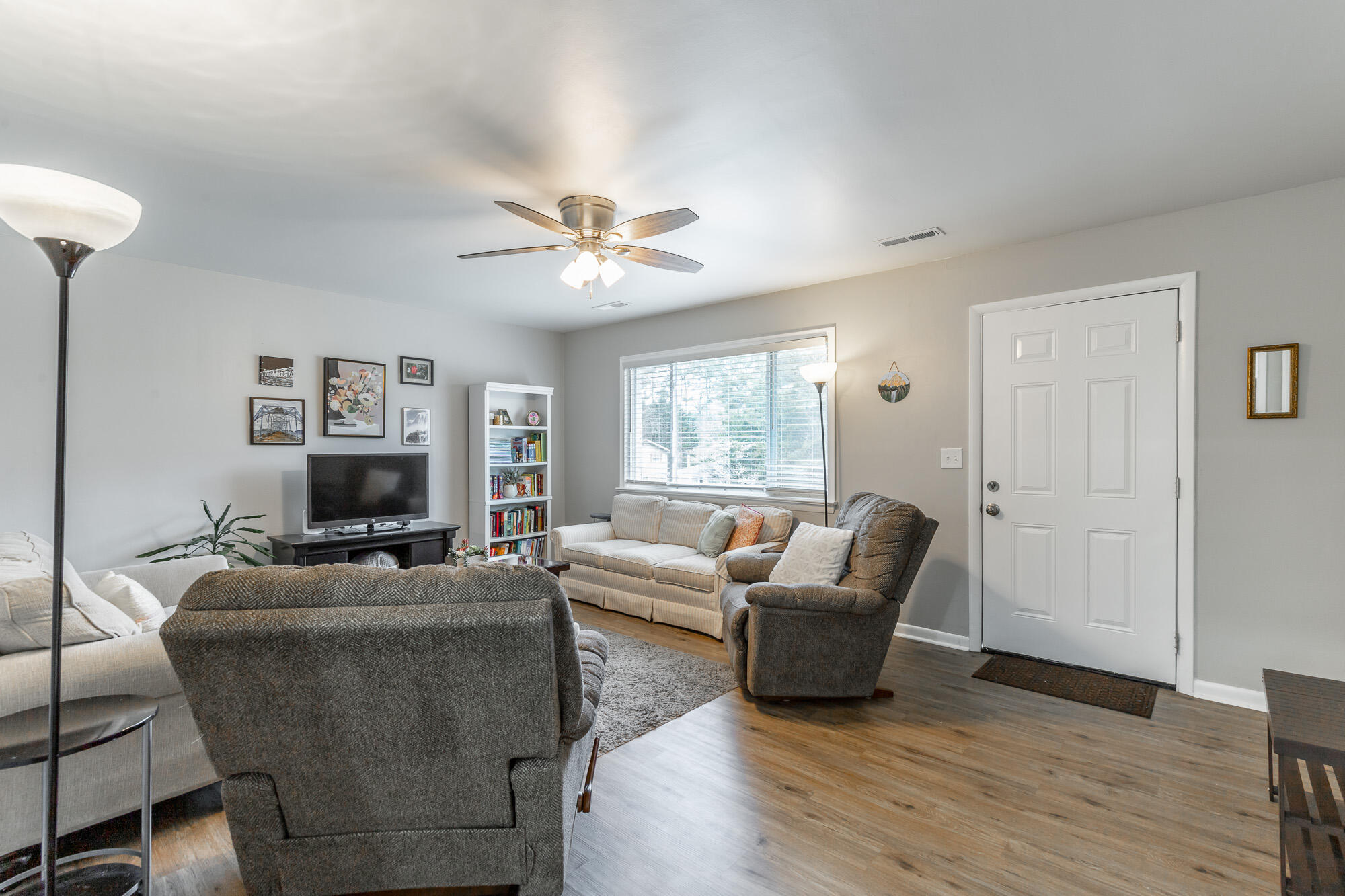 2410 Sunset Strip Street Hixson, TN 37343 - Photo 9 of 71 2410 Sunset Strip Street HD-3