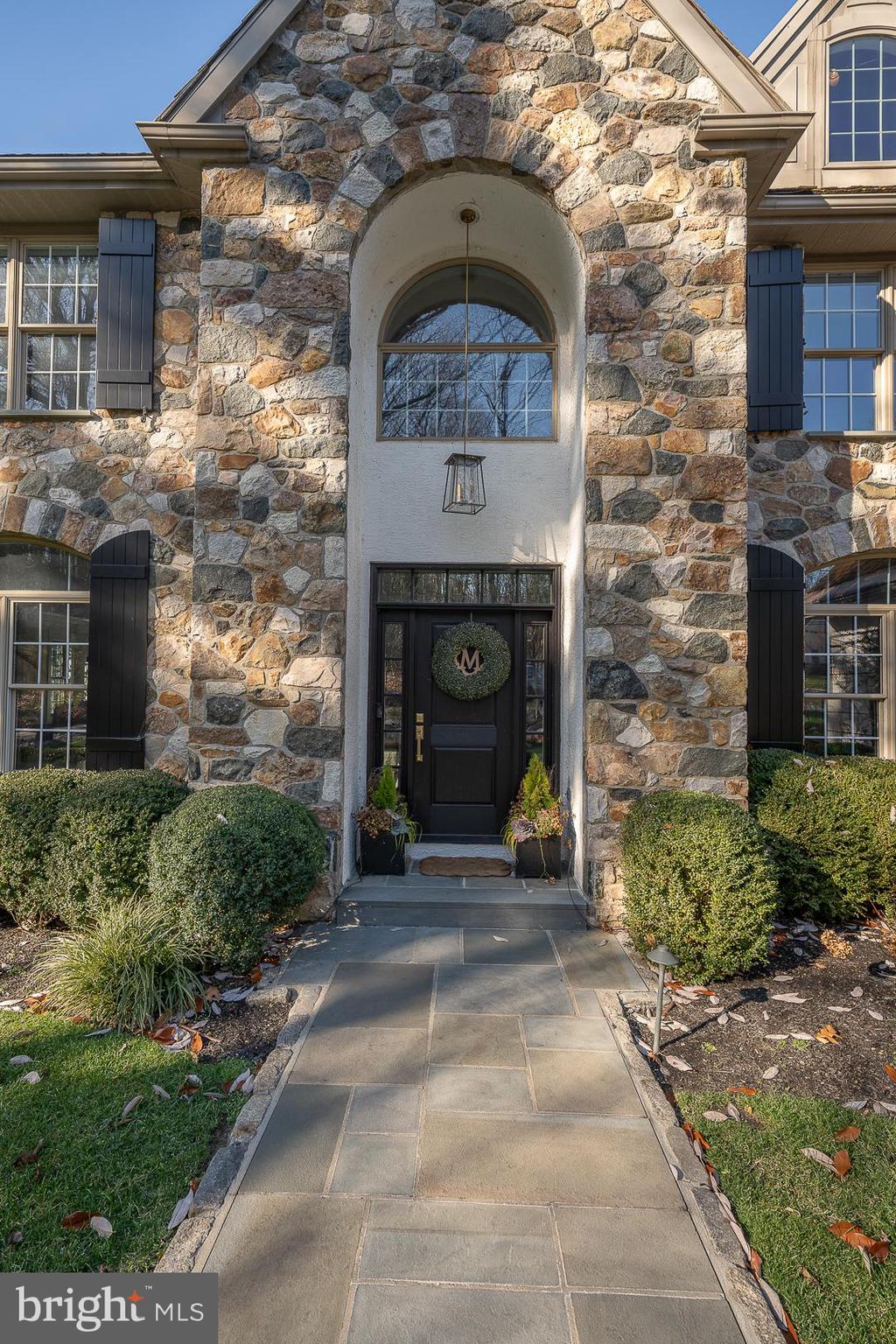 419 Pugh Road Wayne, PA 19087 - Photo 2 of 110