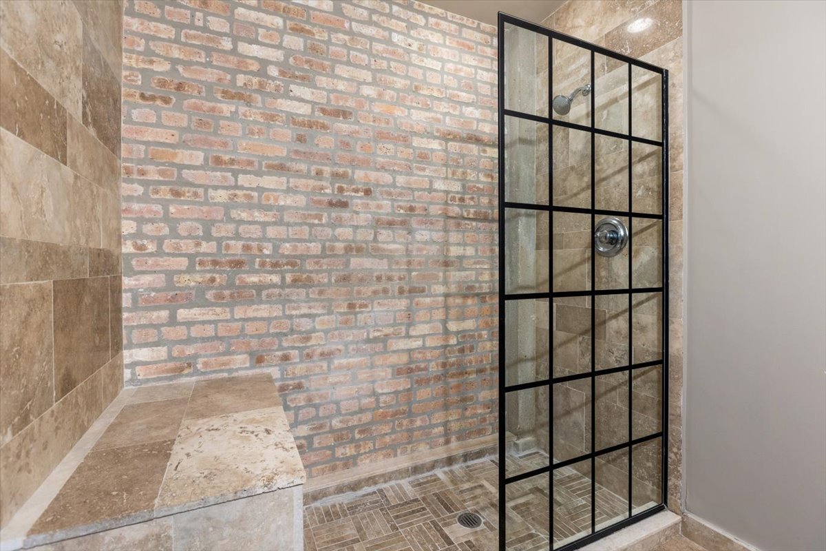 2545 South Dearborn Street, Unit 331 Chicago, IL 60616 - Photo 29 of 33
