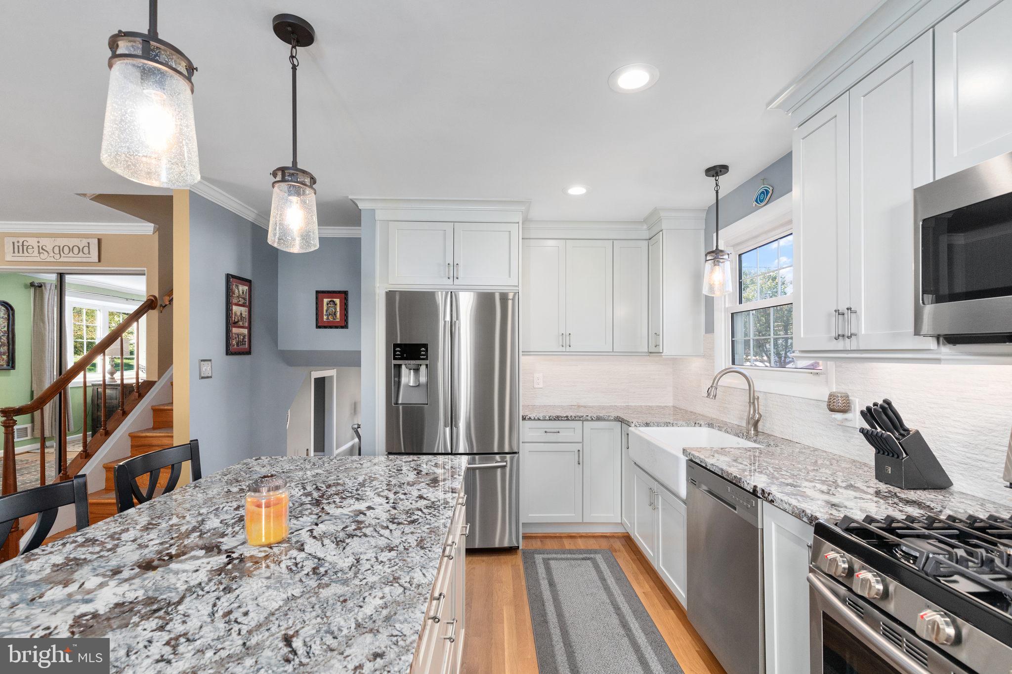 108 Ardoon Road Lutherville-Timonium, MD 21093 - Photo 9 of 36 Kitchen with Granite Counter Tops