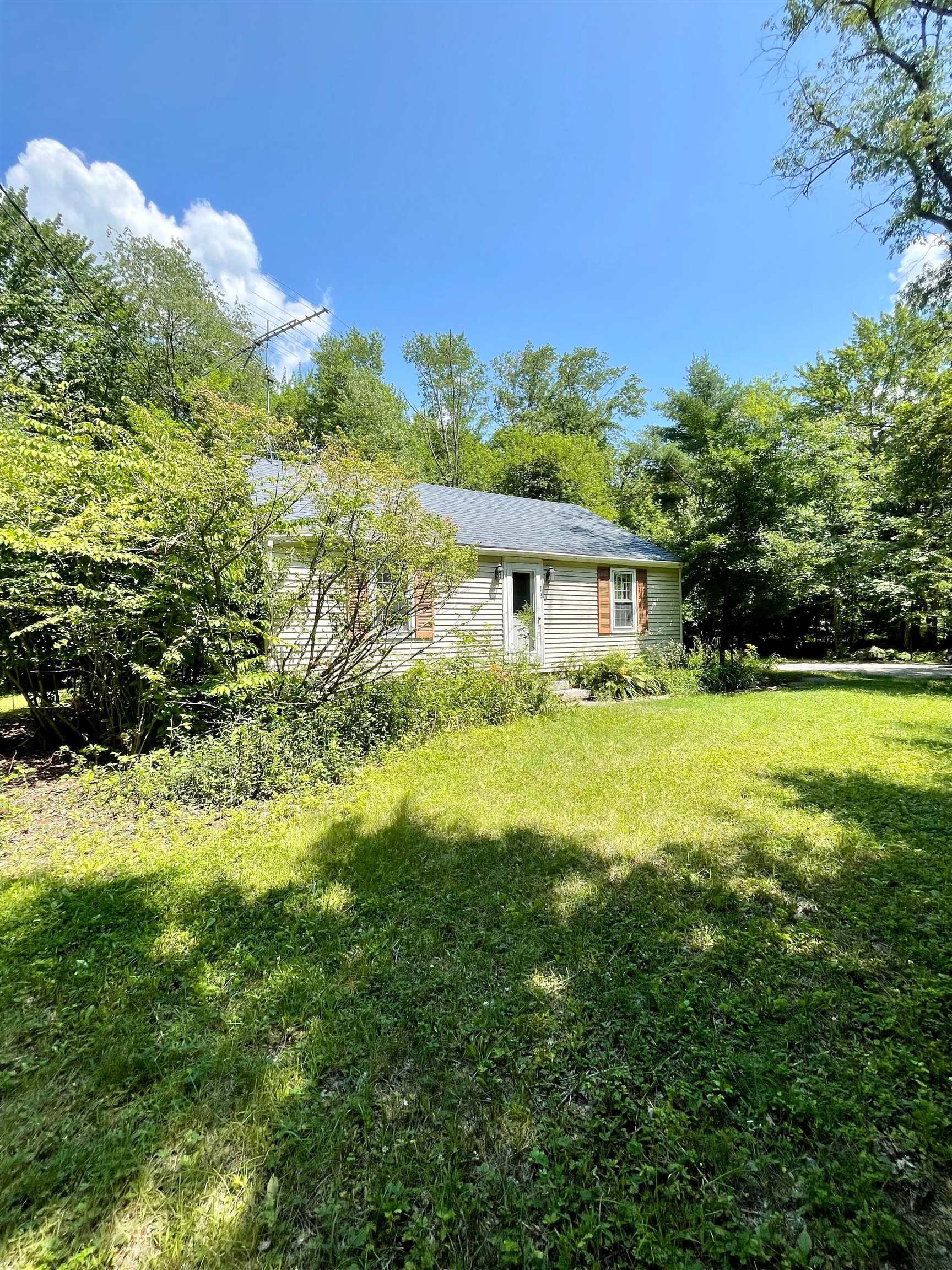 172 Peterborough Road Hancock, NH 03449 - Photo 3 of 9