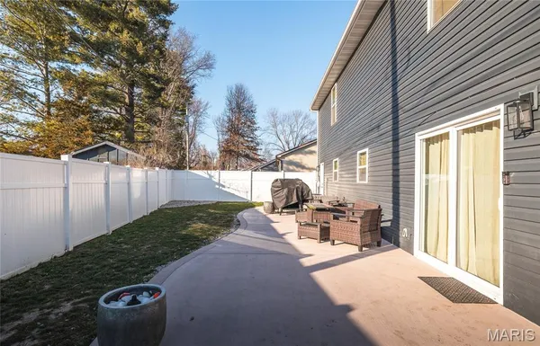$395,000 | 101 Greentree Road, Rolla, MO 65401