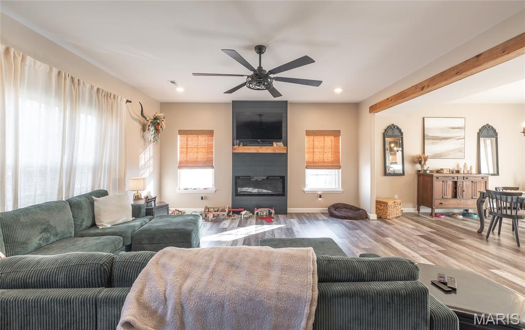 101 Greentree Road Rolla, MO 65401 - Photo 3 of 42