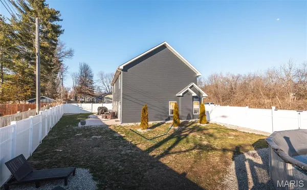 $395,000 | 101 Greentree Road, Rolla, MO 65401