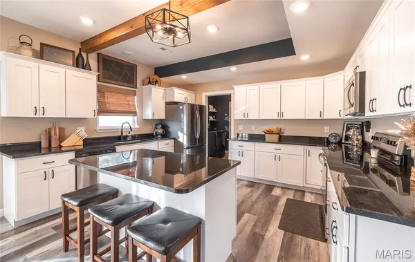 $395,000 | 101 Greentree Road, Rolla, MO 65401
