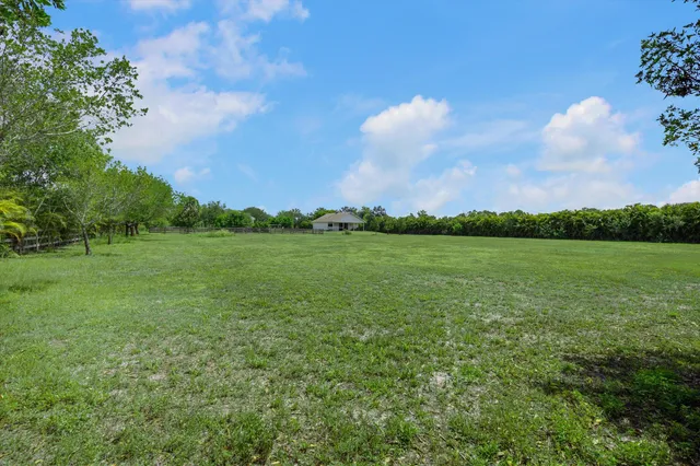 $1,550,000 | 19986 Black Falcon Road, Loxahatchee, FL 33470