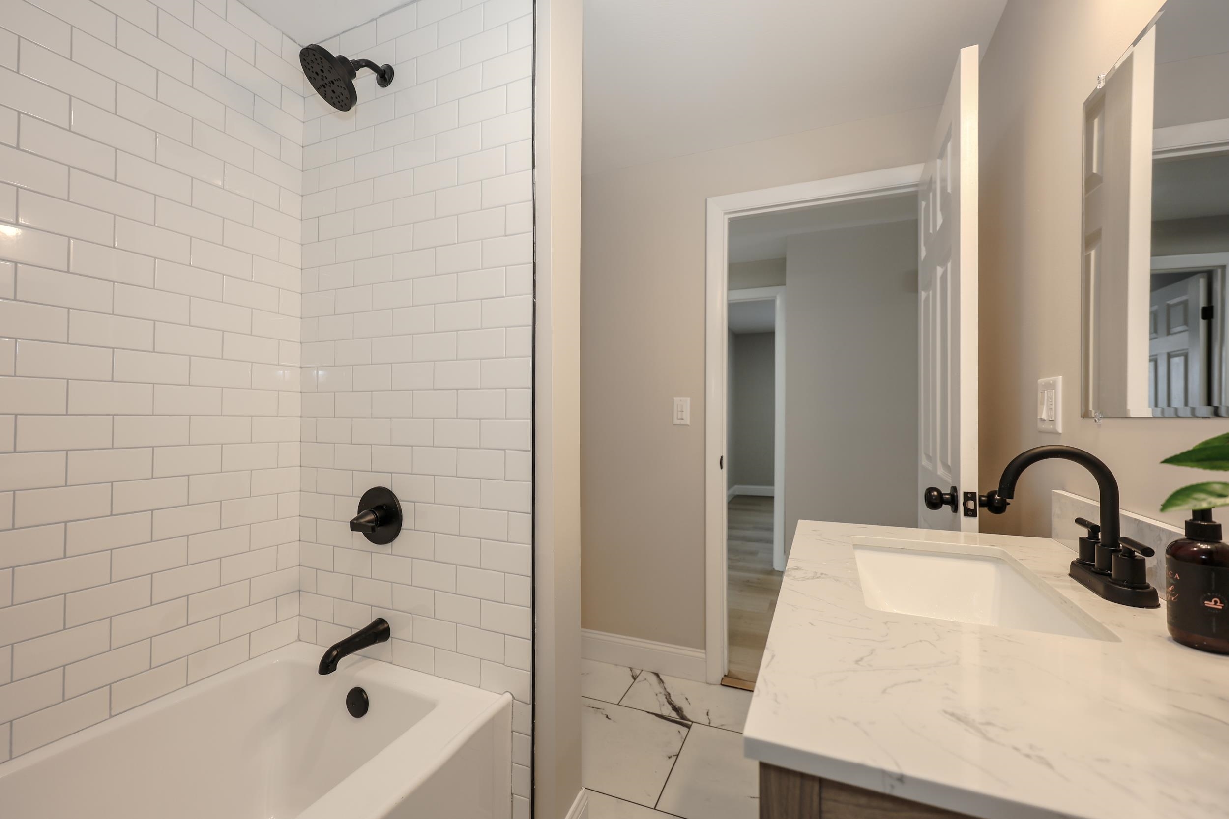 6 Mountain View Street Nashua, NH 03060 - Photo 17 of 42