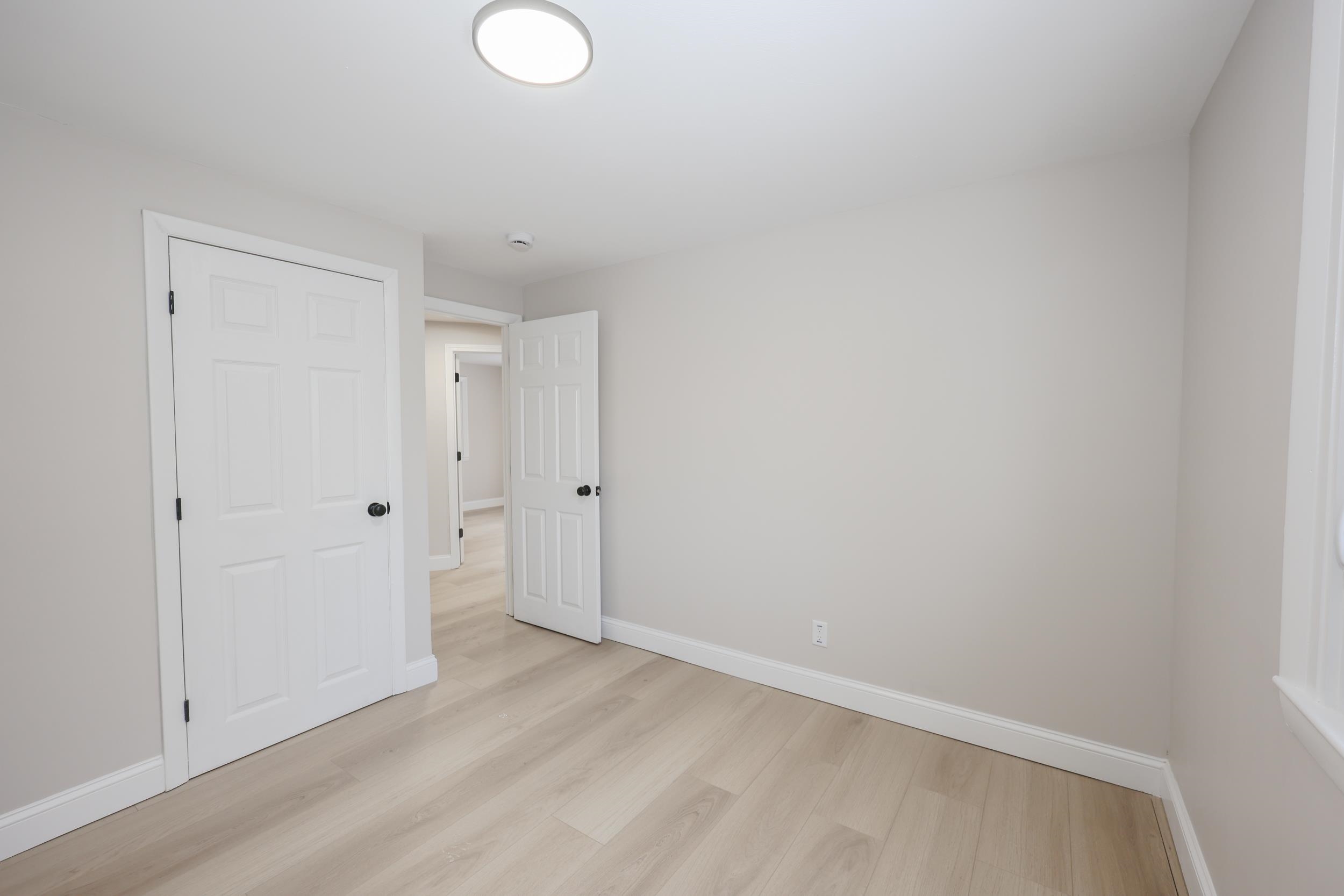 6 Mountain View Street Nashua, NH 03060 - Photo 19 of 42