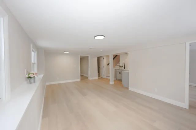 $599,900 | 6 Mountain View Street, Nashua, NH 03060