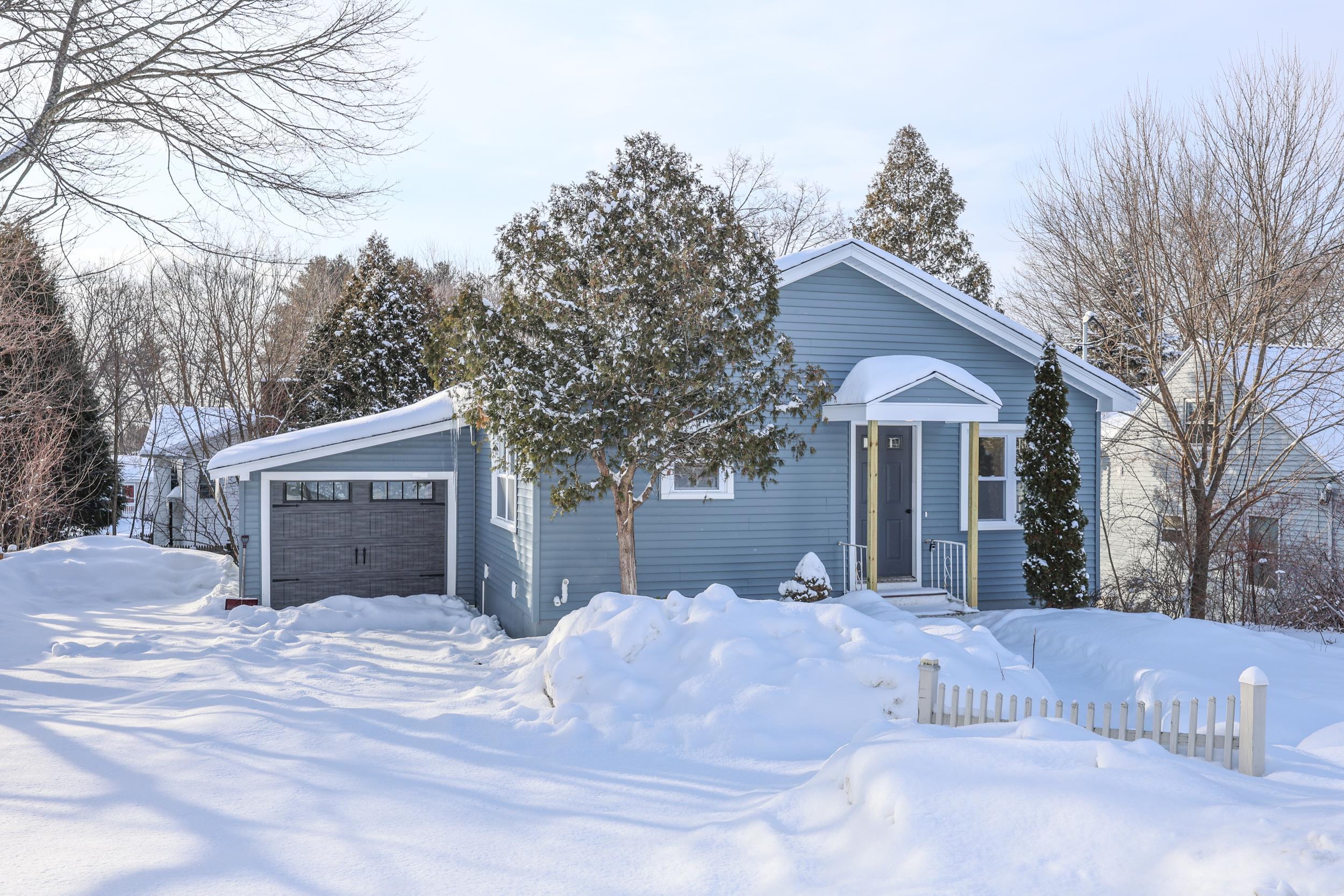 6 Mountain View Street Nashua, NH 03060 - Photo 39 of 42