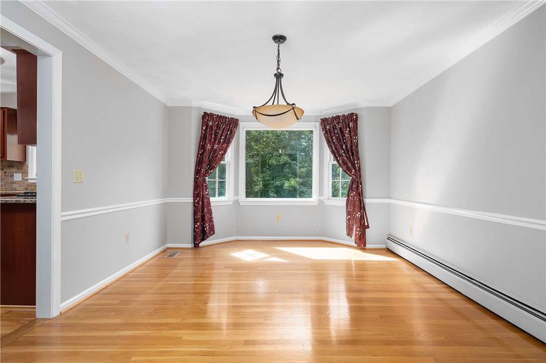 19 Southbury Road Cumberland, RI 02864 - Photo 12 of 39