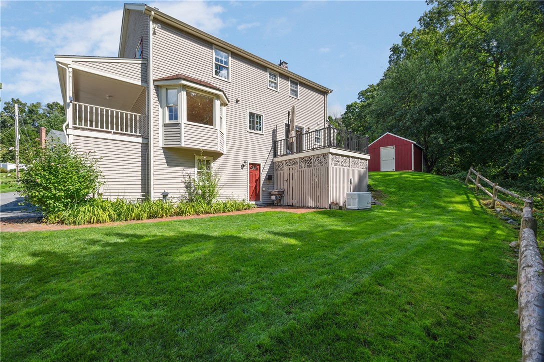 19 Southbury Road Cumberland, RI 02864 - Photo 30 of 39
