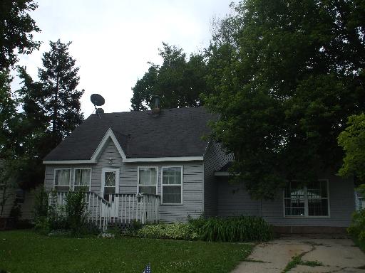 626 South 1st Street Rochelle, IL 61068 - Photo 1 of 1 a view of a yard in front of house