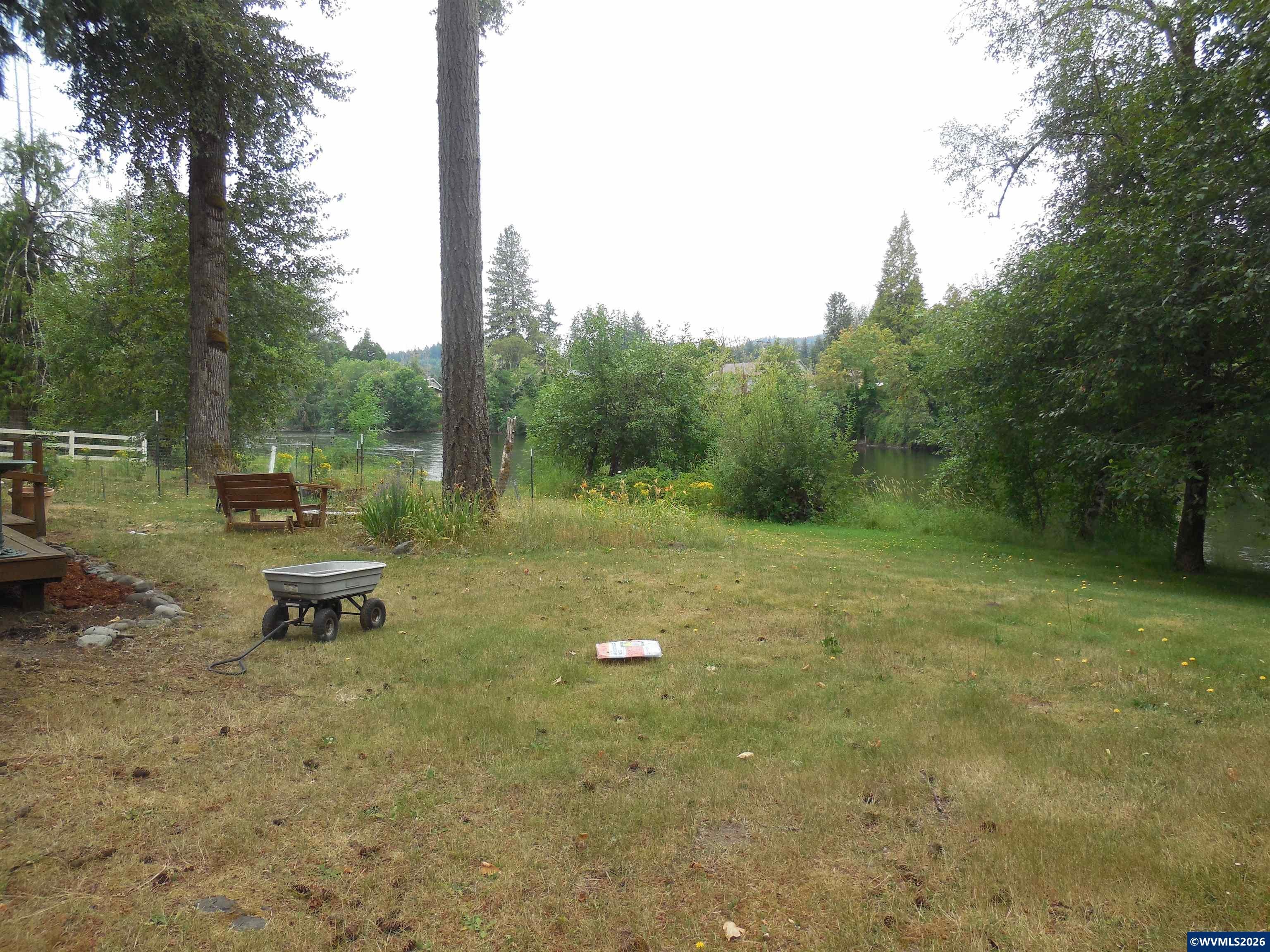 341 Locust Street Lyons, OR 97358 - Photo 14 of 22 Gallery Image 14