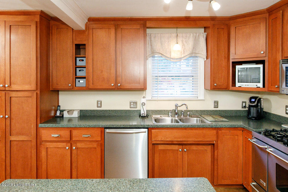 2402 Manchester Road Louisville, KY 40205 - Photo 41 of 50 E153FBD7-04DD-4520-83B0-2FDC3A0C4381