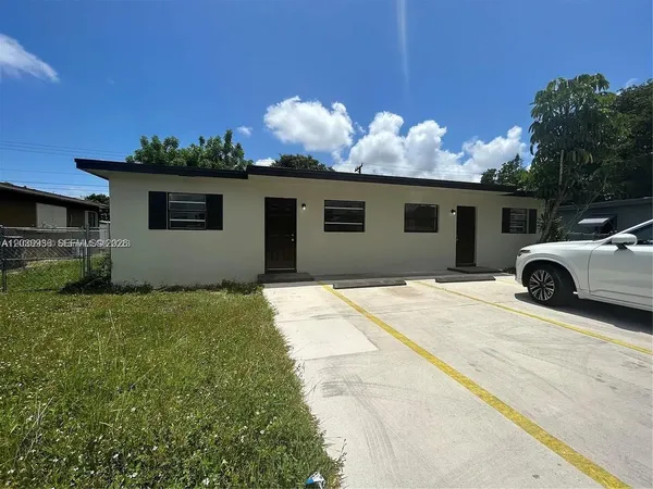 $628,000 | 10540 Southwest 172nd Street, Miami, FL 33157