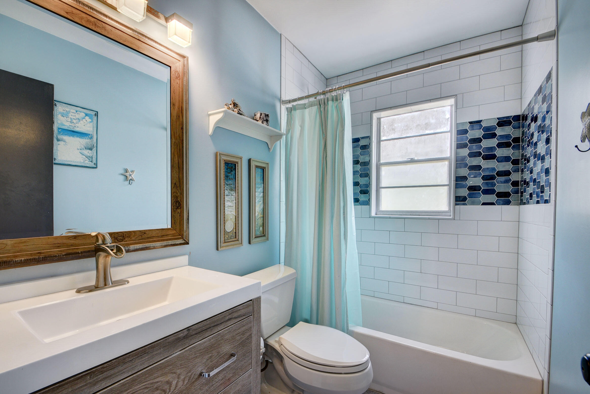 1123 Widgeon Road Wellington, FL 33414 - Photo 23 of 53 23_house (23)