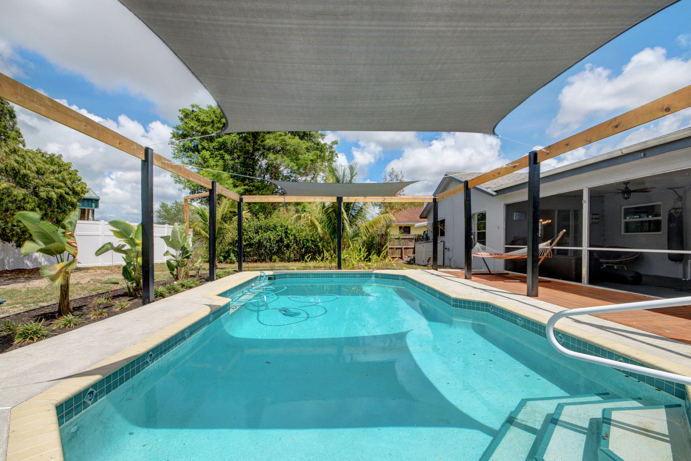 1123 Widgeon Road Wellington, FL 33414 - Photo 35 of 53 35_house (35)