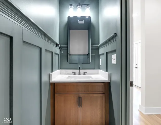 $699,000 | 2241 Carrollton Avenue, Indianapolis, IN 46205