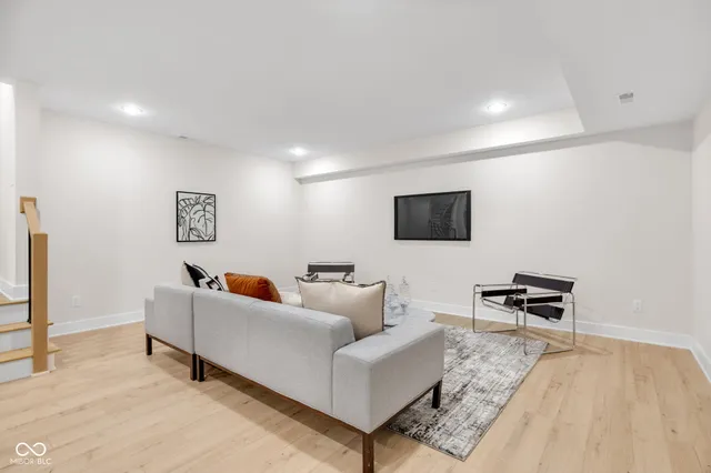 $699,000 | 2241 Carrollton Avenue, Indianapolis, IN 46205