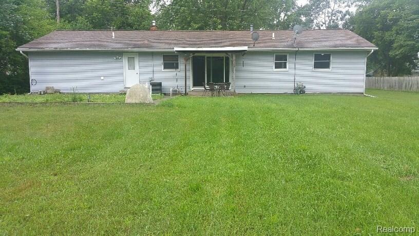 45964 Judd Road Belleville, MI 48111 - Photo 8 of 25