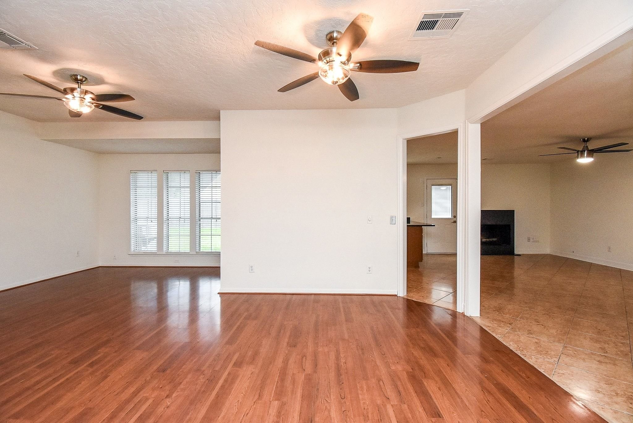 4534 Ranger Run Sugar Land, TX 77479 - Photo 11 of 31