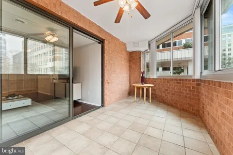 $525,000 | 1001 North Vermont Street, Unit 103, Arlington, VA 22201