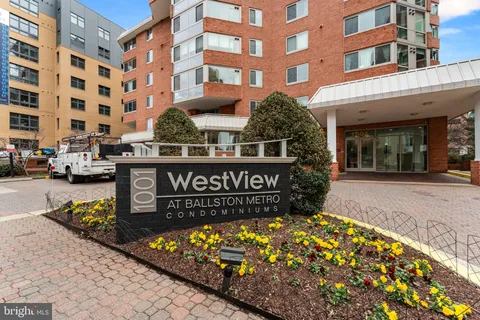 $525,000 | 1001 North Vermont Street, Unit 103, Arlington, VA 22201