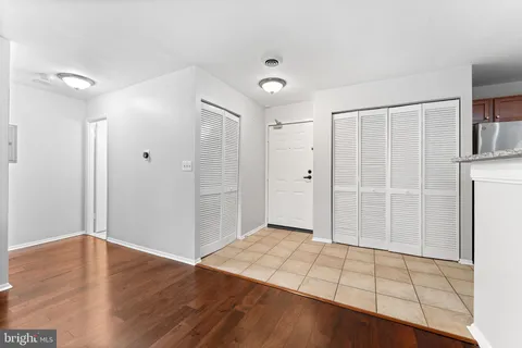 $525,000 | 1001 North Vermont Street, Unit 103, Arlington, VA 22201