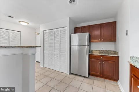 $525,000 | 1001 North Vermont Street, Unit 103, Arlington, VA 22201