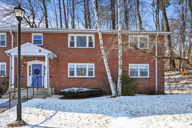 $389,000 | 6-2 Morgan Manor, Unit 62, Lenox, MA 01240